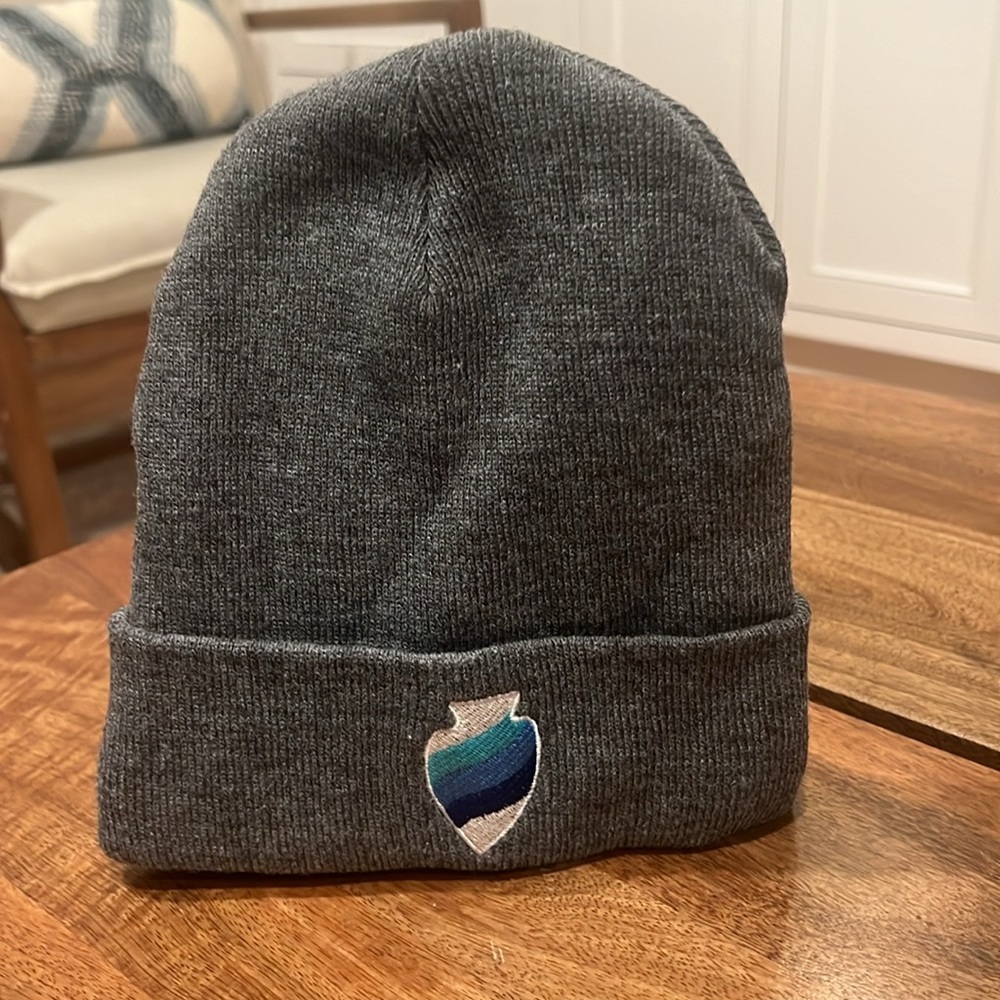 NWT Manzanita Apparel Gray Lake Arrowhead Beanie with Cozy Fleece Lining